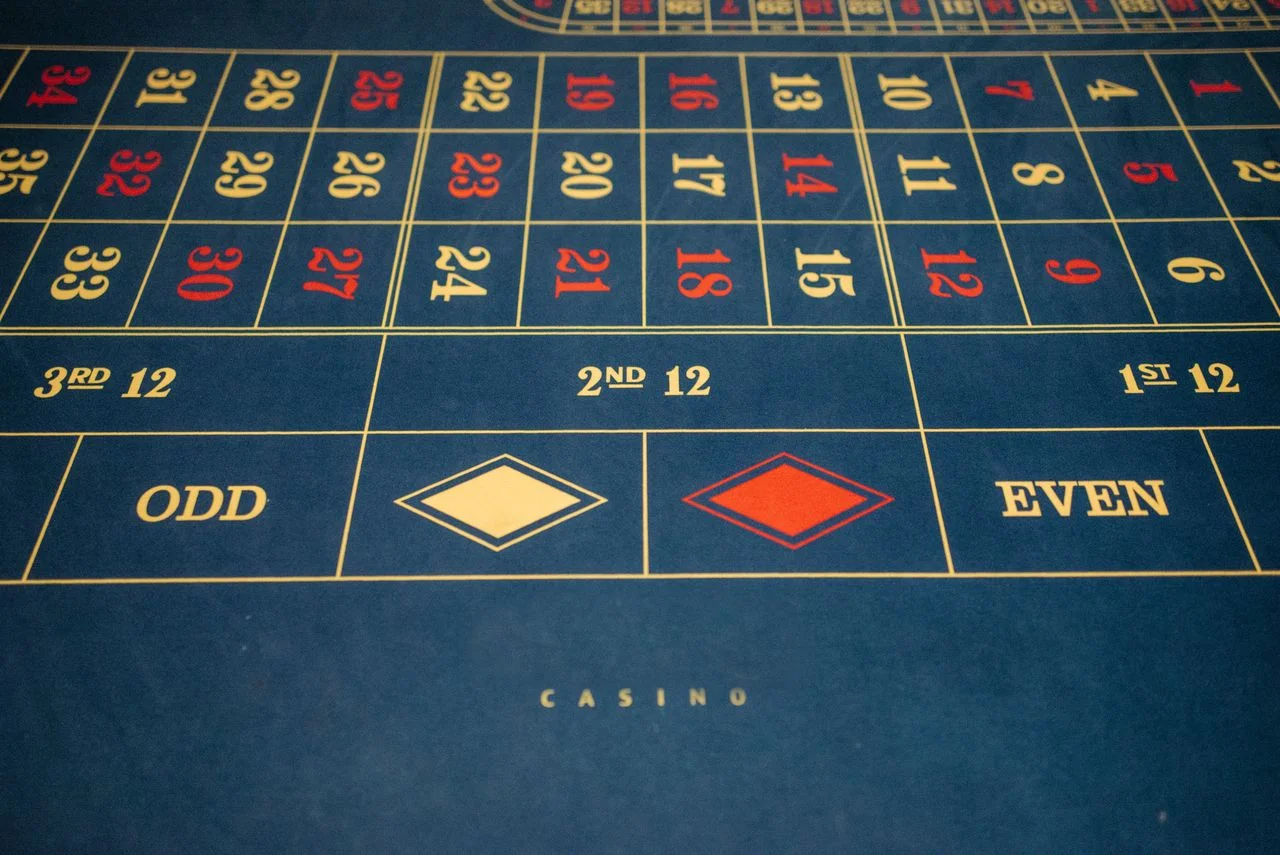t168 — Hệ sinh thái cá cược chính thức gồm Slot, Live Casino, thể thao và Esports